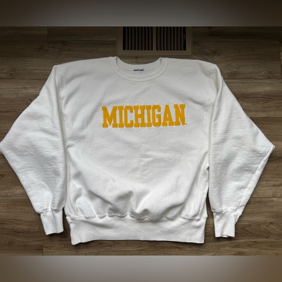 Champion Tops - Vintage 90s Michigan Champion Reverse Weave Sweatshirt Crewneck White XL